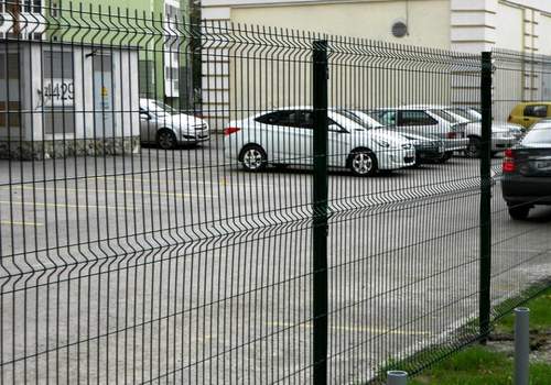 Ограждение парковки офиса, производства в Зеленодольске